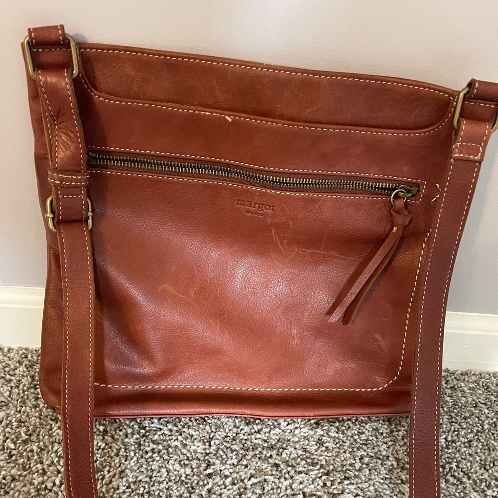 Margot leather crossbody